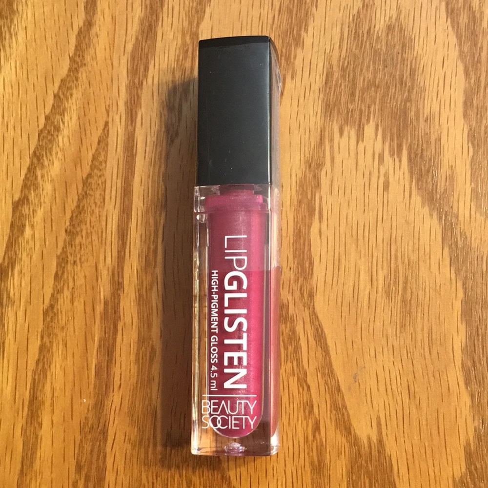 Beauty Society Lip Glisten.
